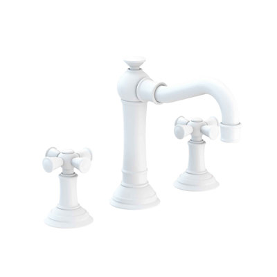 Jacobean Widespread Bathroom Faucet with Drain Assembly