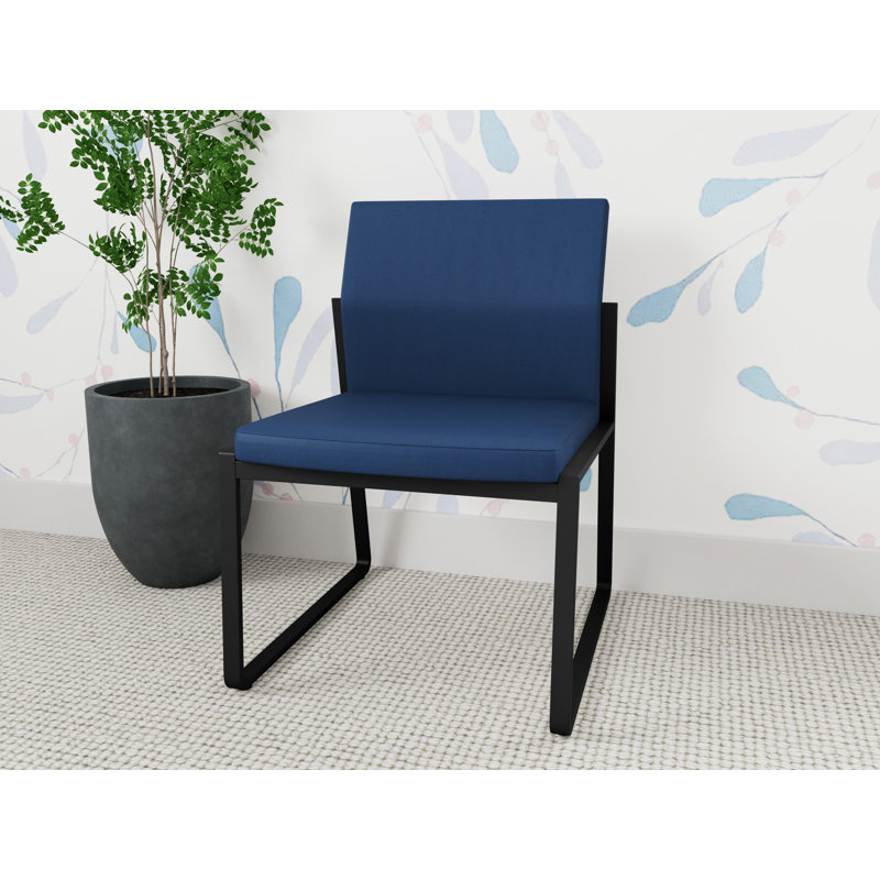 Chaise d'invité sans accoudoirs Gansett, Noir, Vinyle bleu Patriot Plus Imperial