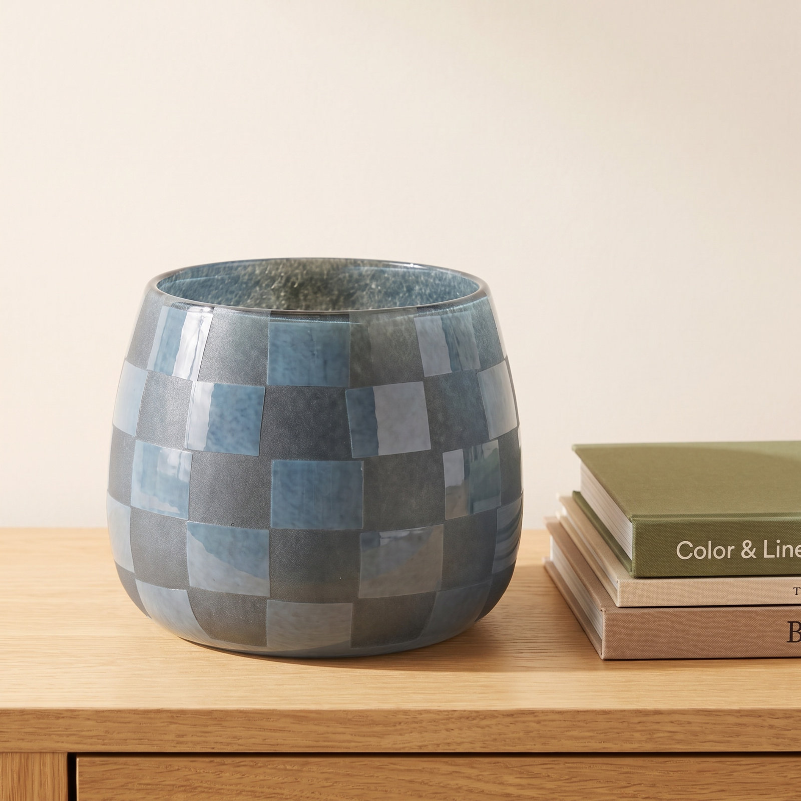 Yeni Table Vase