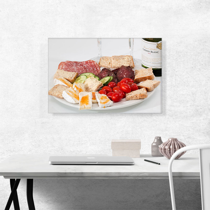 «Food Plater with Cheese Meat Bread and Wine Diner», reproduction de photo sur toile tendue, H 18 po x l 26 po x P 0,75 po