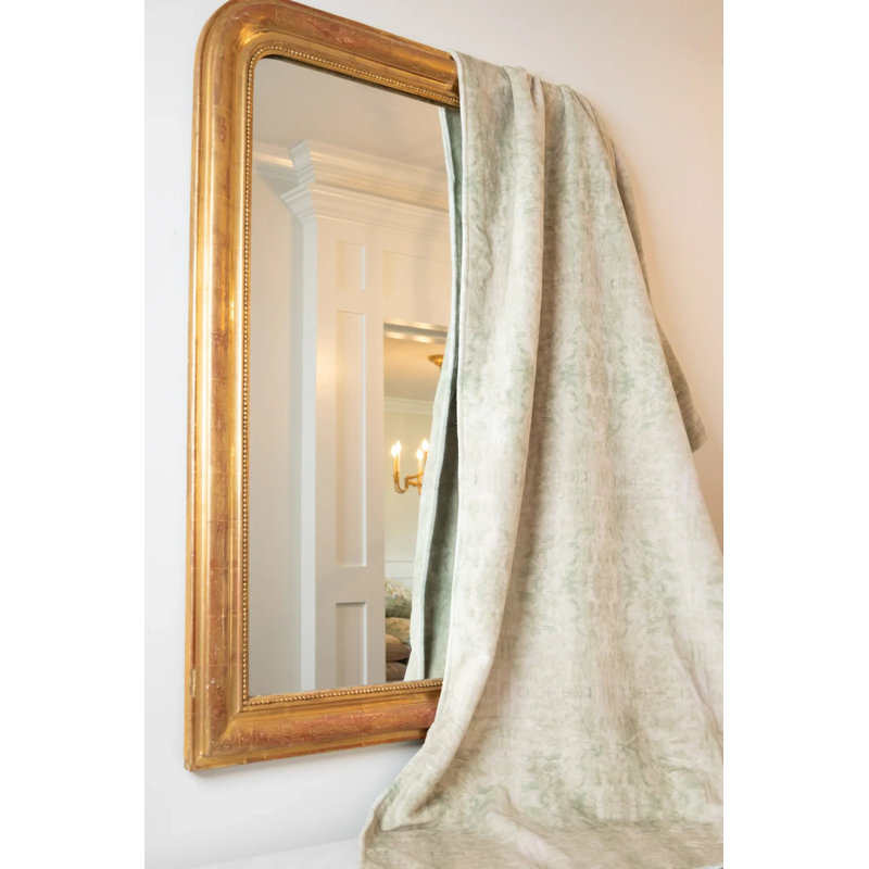 The Gardens Luxury Throw