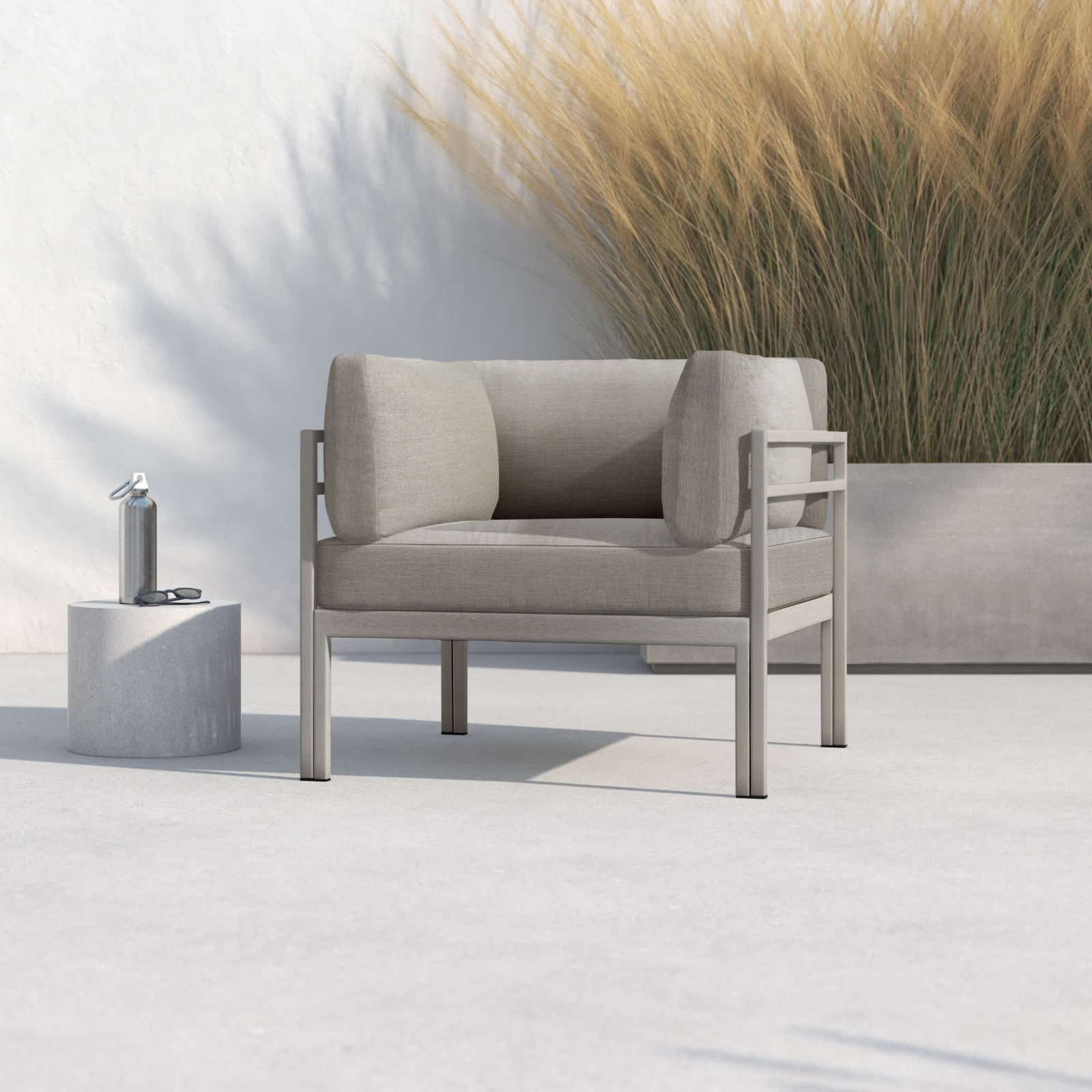 Novae Patio Lounge Chair, Gray