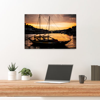 «Porto Sunset Rabelo Boat Peaceful Romantic Traditional City Sunset», reproduction d'art