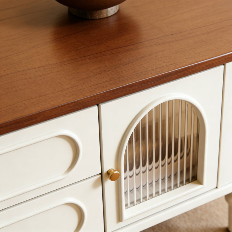 Table basse minimaliste de style français
