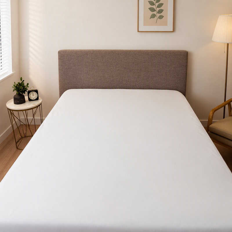 Hypoallergenic Encased Polyester Mattress Protector with Secure Zipper