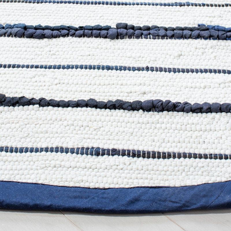 Montauk Hand Woven Performance Striped Rug, Round 6'