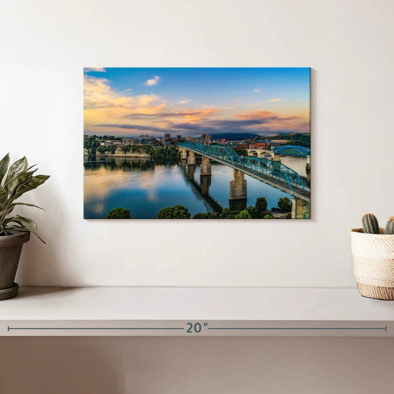 Pont de rue Sirci Chattanooga Walnut, H 8 po x l 12 po