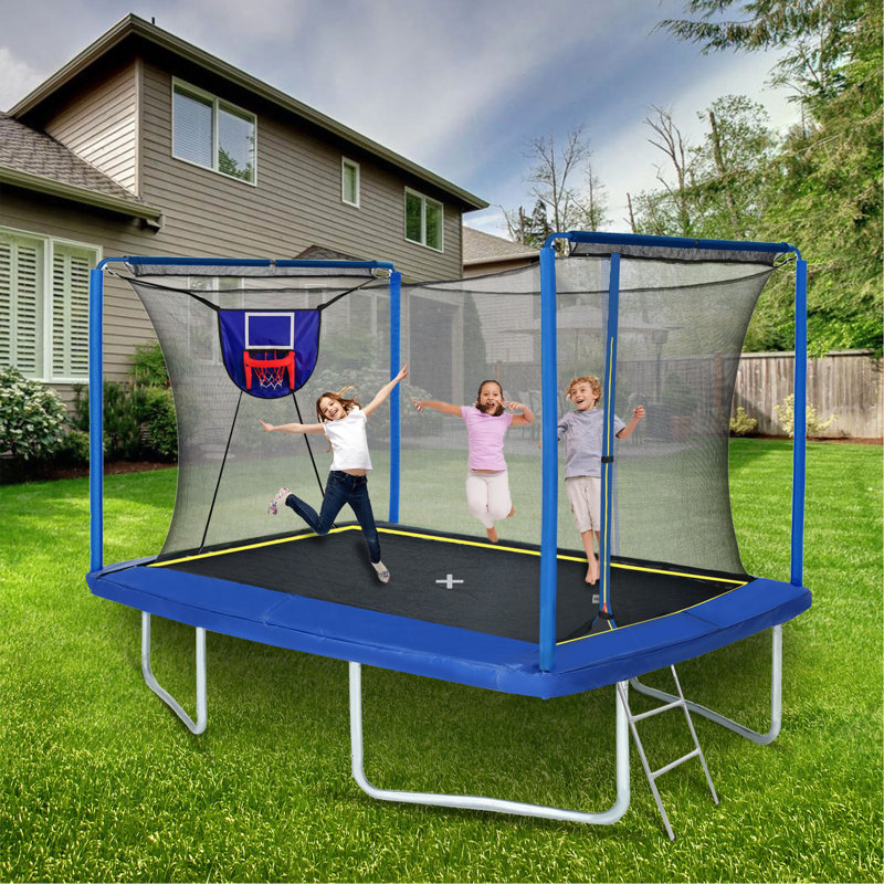 Nouveau trampoline rectangulaire de 8 pi x 12 pi avec planche de basketball, gonfleur de balles et échelle - conforme aux normes ASTM bleues et certifié CCP