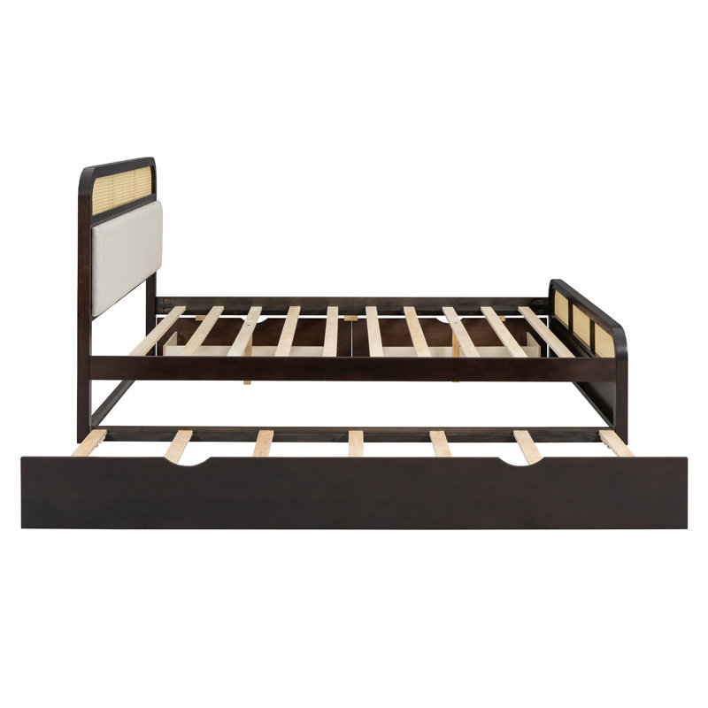 Grand lit plateforme avec lit gigogne, 2 tiroirs de rangement, tête et pied de lit en rotin, coussin rembourré, espresso