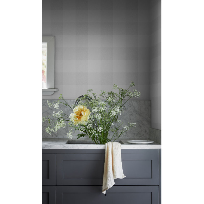 Villa Dalarö II Gingham Wallpaper Roll, Mineral Gray
