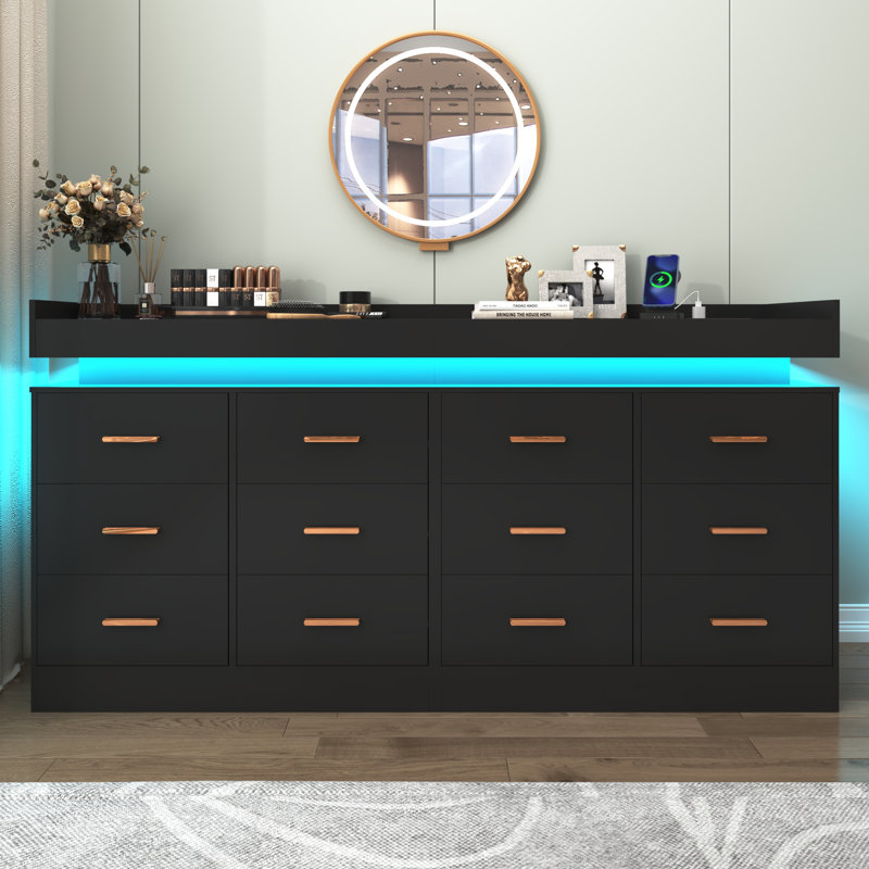Commode 12 tiroirs l 70 po avec station de charge et lumières DEL, Noir