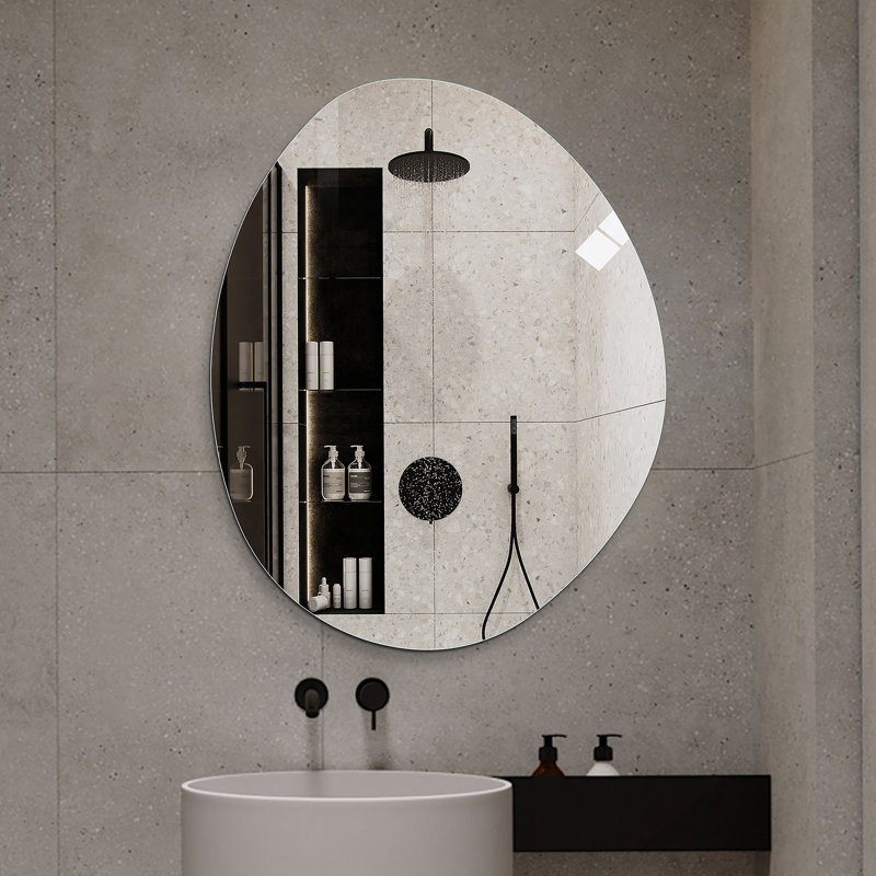 Miroir mural asymétrique pour salle de bain