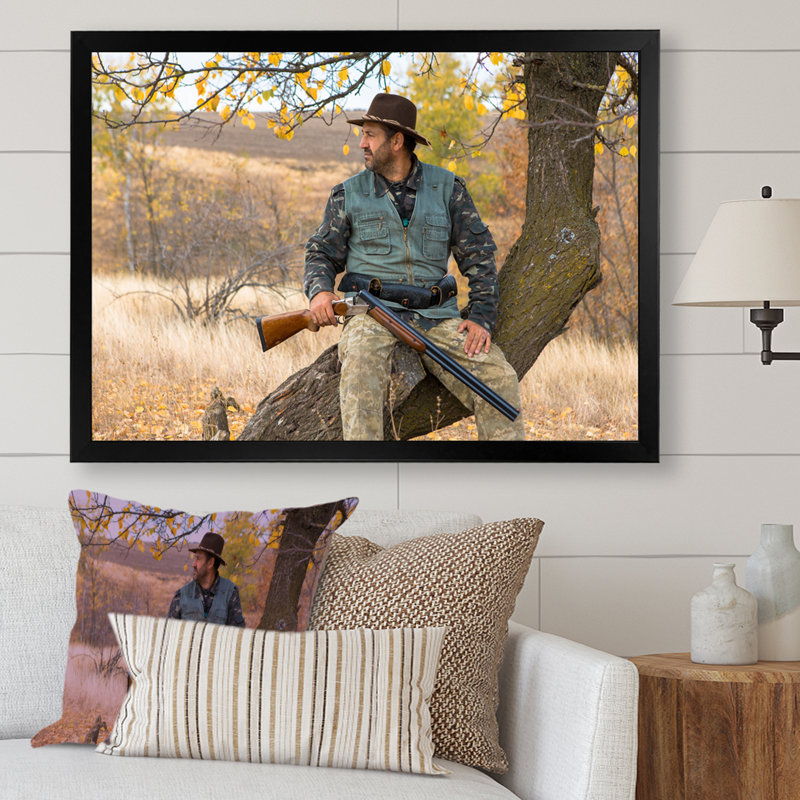 Hunters Pursuit sur toile, H 12 po x l 20 po x P 1 po, Cadre simple noir