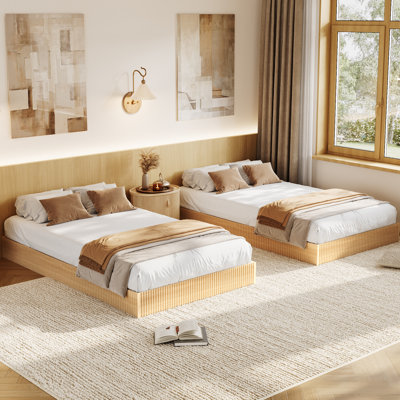 Base de lit, base de lit plateforme en bois, base de lit à profil bas avec conception cannelée, support de lattes en bois