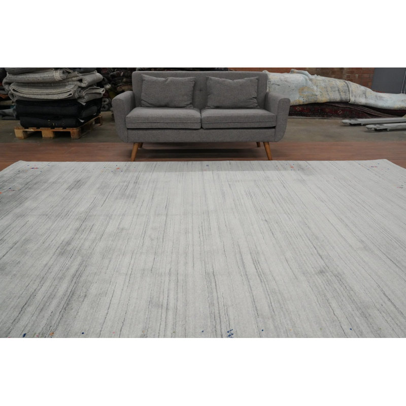Tapis élégant de style Gabbeh 9 x 12 avec des éléments pour des espaces de vie élégants
