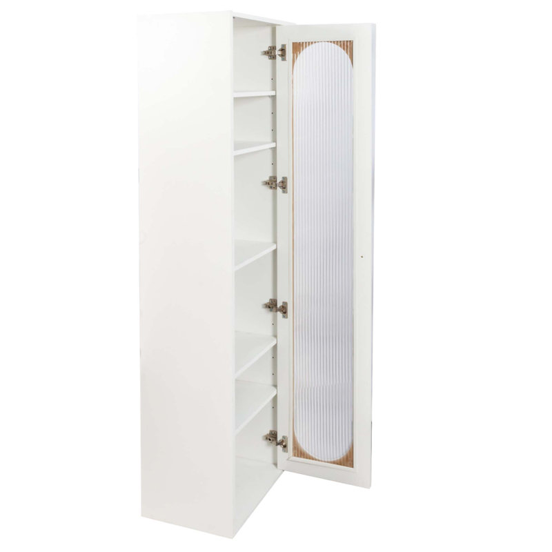 Armoire de rangement verticale haute avec porte vitrée et six étagères pour un salon bien organisé.