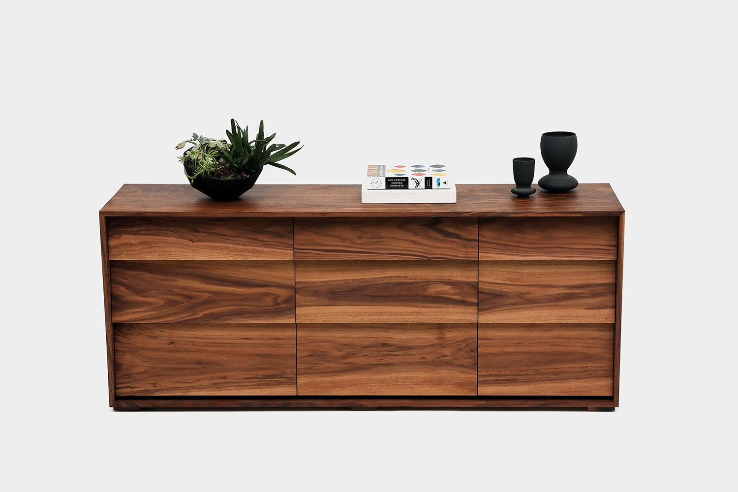 Oliver 12 - Drawer Solid Wood Dresser - Thumbnail 2