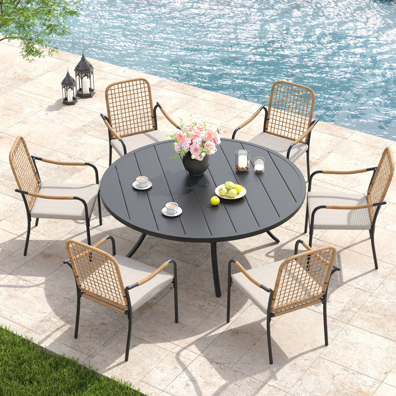 Ensemble repas d'extérieur avec chaises rembourrées Waverly, Noir