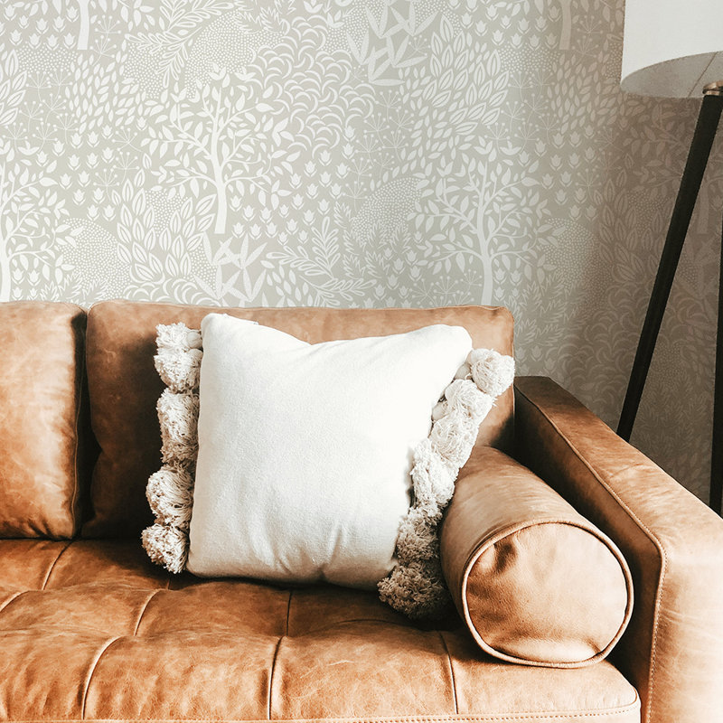 16.5' L x 20.5" W Peel and Stick Wallpaper Roll, Folk White