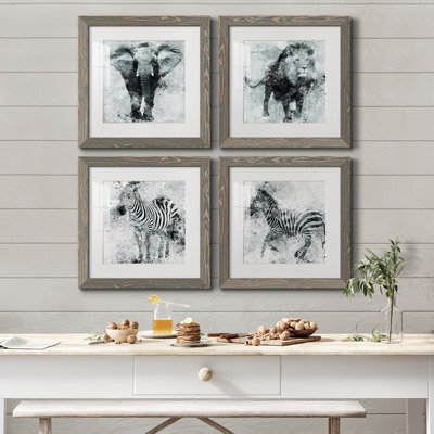 " Proud Elephant " 4 - Pieces