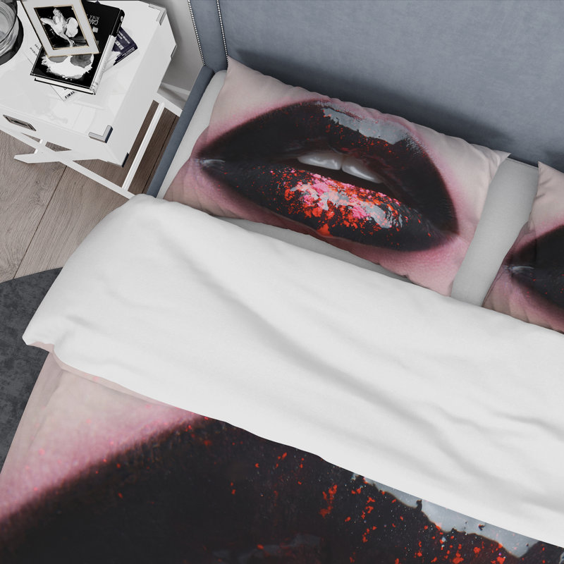 Plump Woman Lips With Black and Pink - Ensemble de housse de couette moderne - Microfibre de polyester