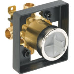 Universal Mixing Rough in Valve