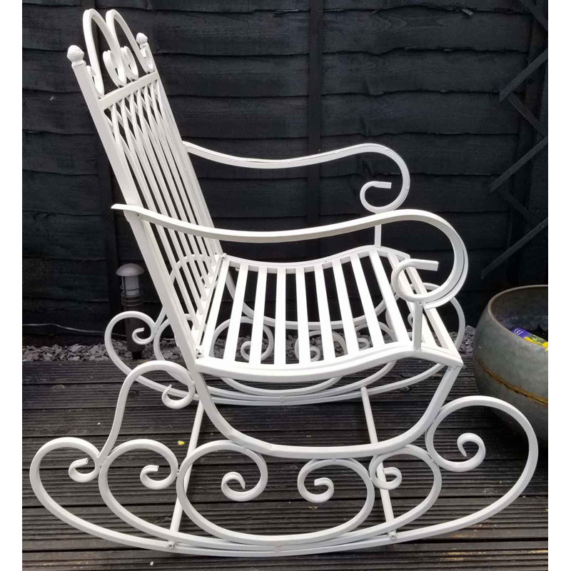 Bianca Metal Outdoor Chair, White