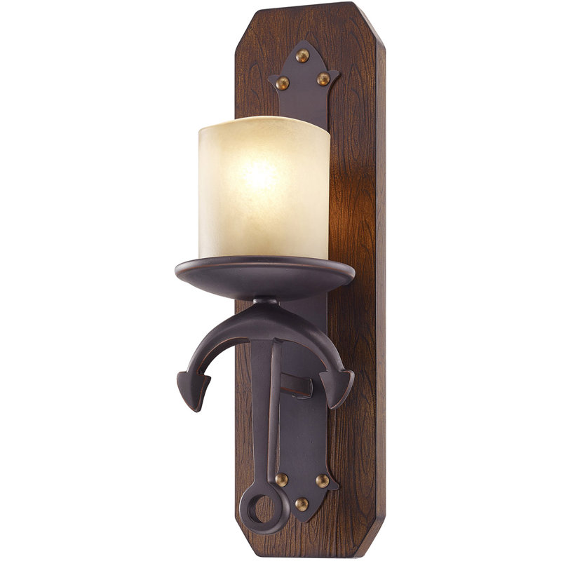 Liam Armed Sconce