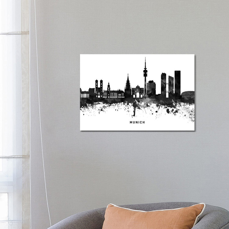 Munich Skyline by WallDecorAddict - Wrapped Canvas Print, 66.04 cm H x 45.72 cm W