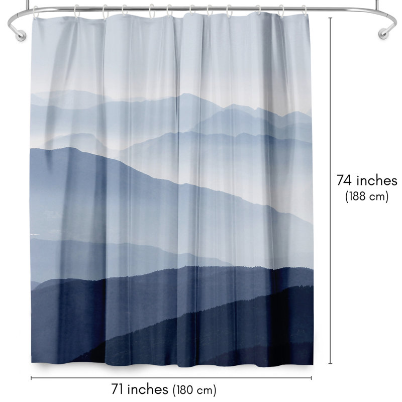 Rideau de douche 71 "x 74", Blue Mountain par Tanya Shumkina