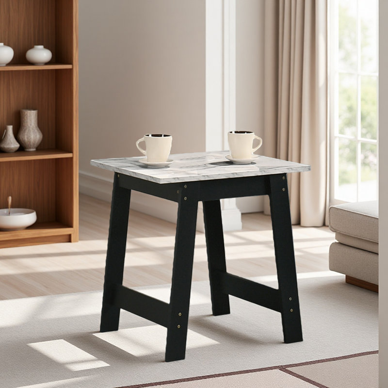 Table de bout 19 po avec finition en faux marbre