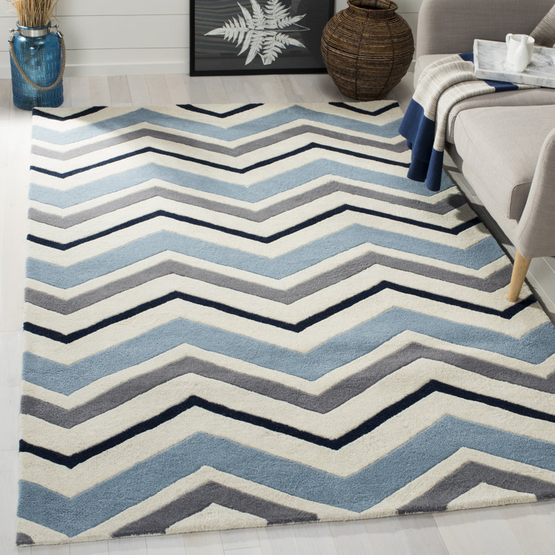 Teresita Hand Tufted Wool Chevron Rug, Rectangle 4' x 6'