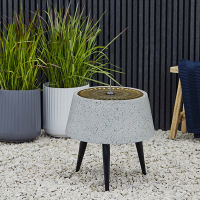 Outdoor Metal Fountain with Lights
