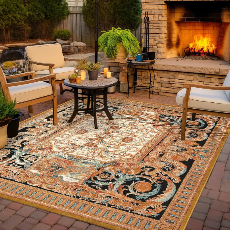 Indoor/Outdoor Traditional Area Rug, Square 10'