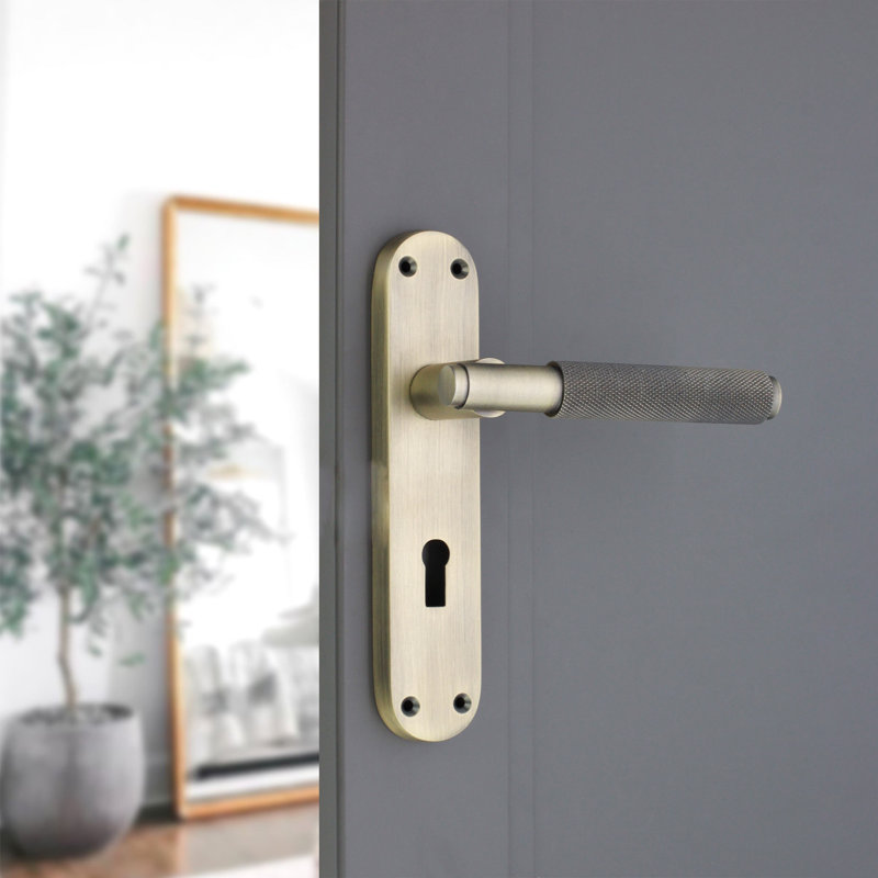 Connaught Knurled Lever on Backplate Lock Matt Antique