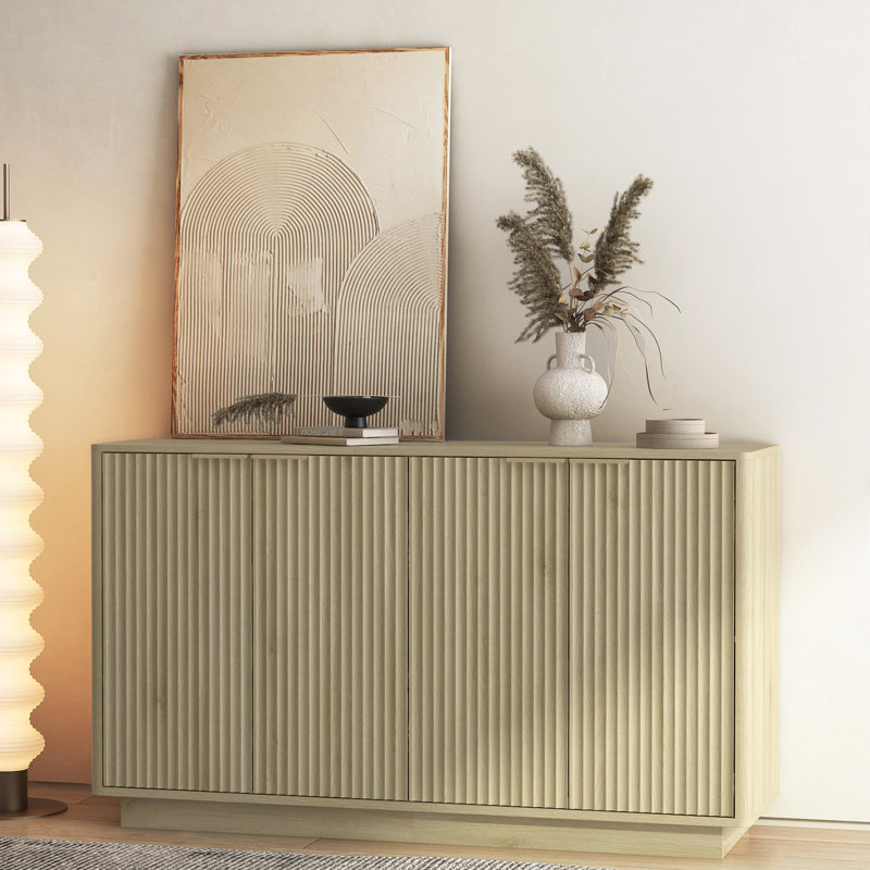 Buffet en bois à panneaux cannelés, tablettes ajustables, console pour ranger les appareils électroménagers. Buffet moderne et multifonctionnel, grand espace de rangement, installation facile.