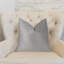 Coussin décoratif de luxe cascade-516371711