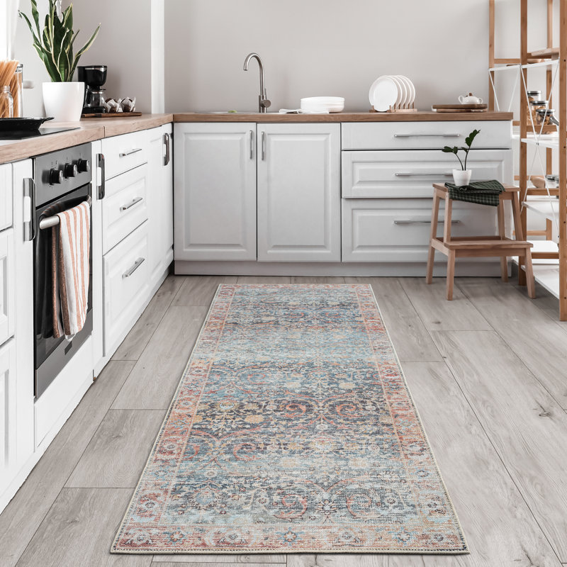 Tapis traditionnel lavable antidérapant bleu océan / brique, Tapis de couloir 2 pi 6 po x 12 pi