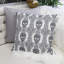 Coussin Gothic Damask Skull - Lin en coton noir et blanc