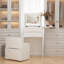 Tiroir de placard blanc avec miroir lumineux et tabouret