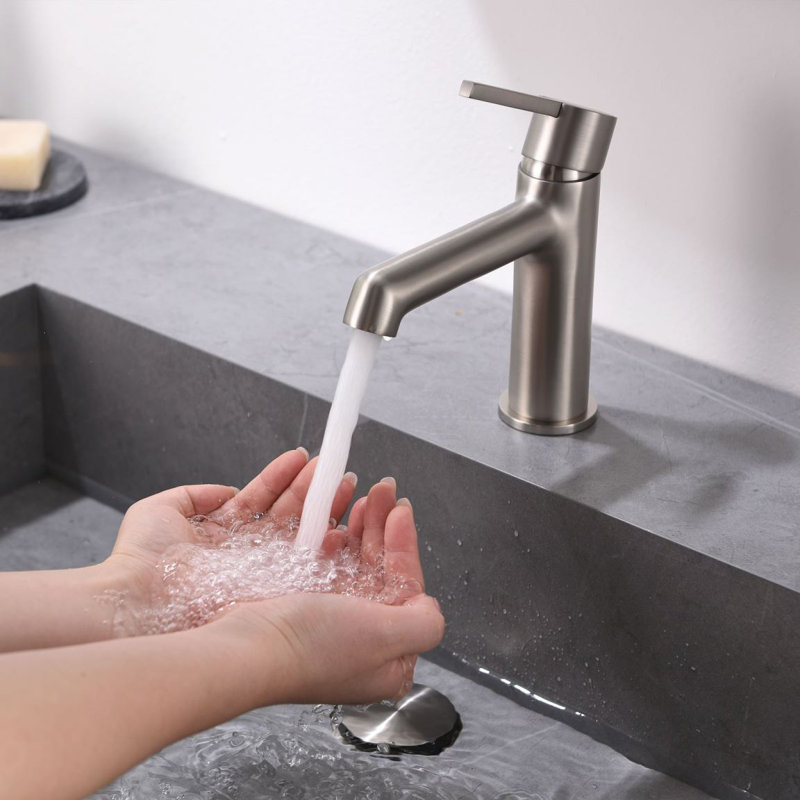 Single-Hole Bathroom Faucet, Brushen Nickel