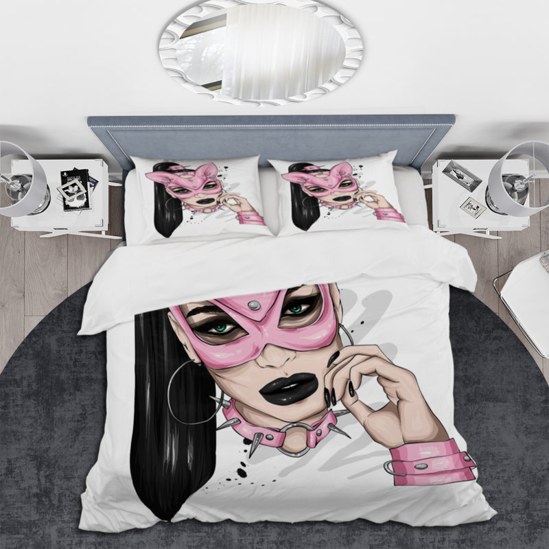 Femme avec masque de lapin rose I - ensemble de housse de couette Shabby Elegance - microfibre de polyester