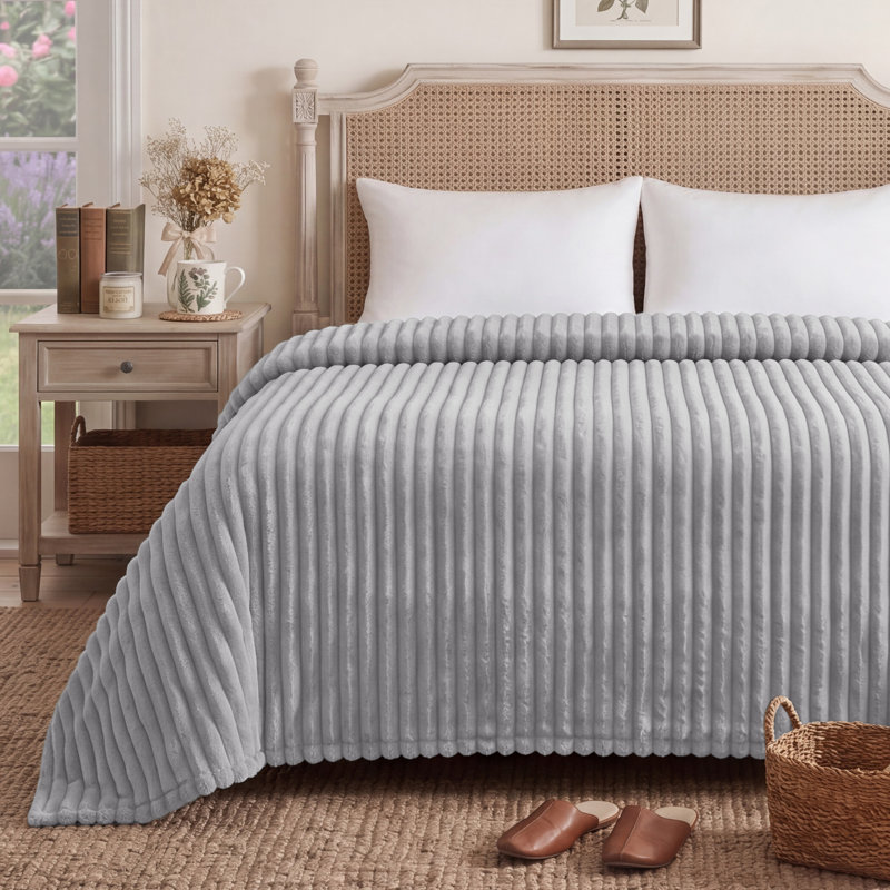 Bedsure Flannel Fleece Blanket for Girls, 300 GSM Soft and Cozy Blanket for Dorm & Home Decor, All-Season Gift, Queen
