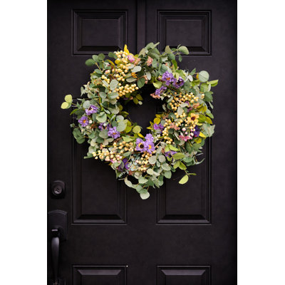 22" Handcrafted Eucalyptus Daisy Wedding Wreath