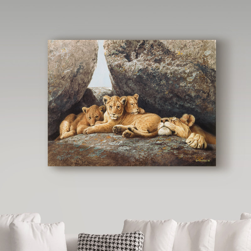 Reproduction de peinture acrylique sur toile tendue Yand «Lioness with Cubs», H 35 po x l 47 po x P 2 po