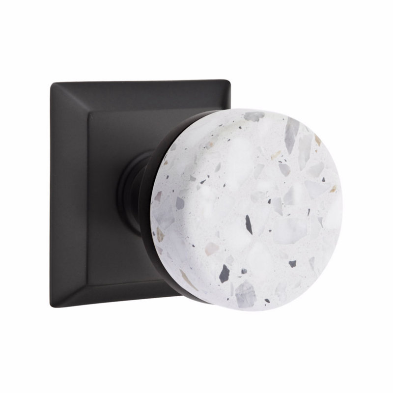 Ensemble de boutons de passage Emtek Select, rosette Quincy, tige conique, bouton Terrazzo clair, CF, Flat Black