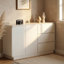 Buffet blanc moderne, armoire de rangement de 55,1 po de largeur avec 2 portes et 3 tiroirs, salle à manger et salon polyvalents