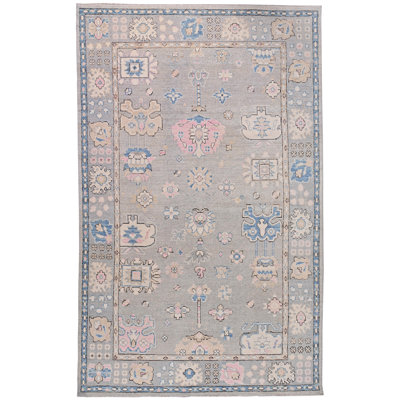 Tapis gris et argent noué à la main de haute qualité