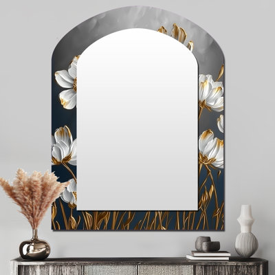 Cornflowers in White and Gold Tones III - Miroir mural cornflowers arche, miroir décoratif asymétrique blanc