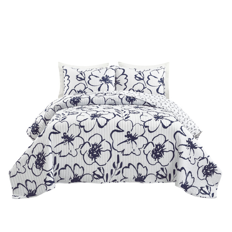 Lush Decor Scandinavian Floral Reversible Quilt Set, King Quilt + 2 Shams, Navy/White